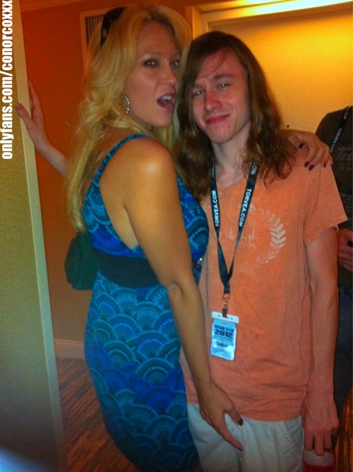 Here some #ThrowbackThursday pics of hot #milf @charlee_chase and I. Circa 2012 https://t.co/sCPODvmn1t<a href="/tag/throwbackthursday"class="tags">#ThrowbackThursday</a><a href="/tag/milf"class="tags">#milf</a><a href="/tag/onlyfans"class="tags"><span>#onlyfans</span></a>