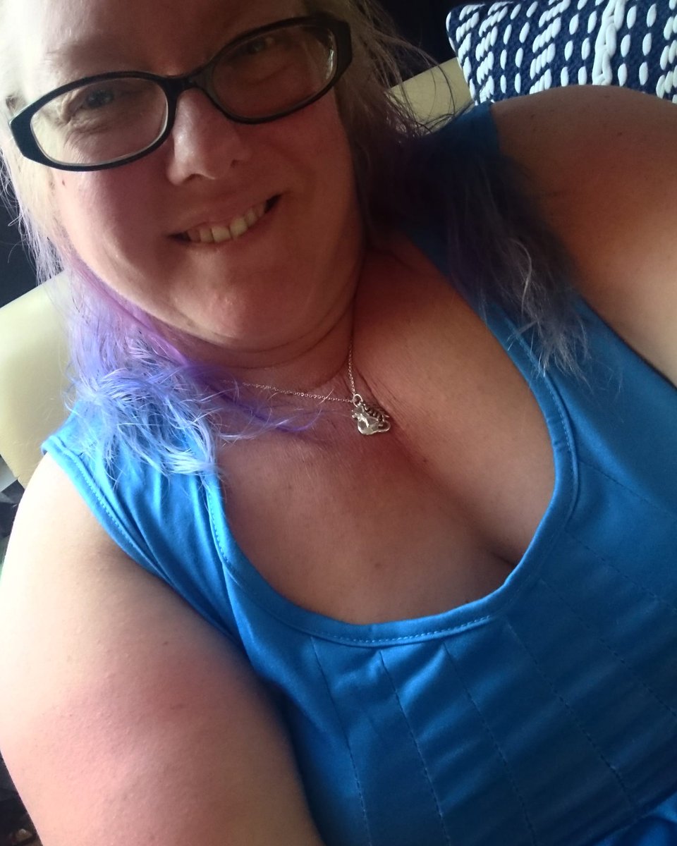 Phoenixkitty tweet picture