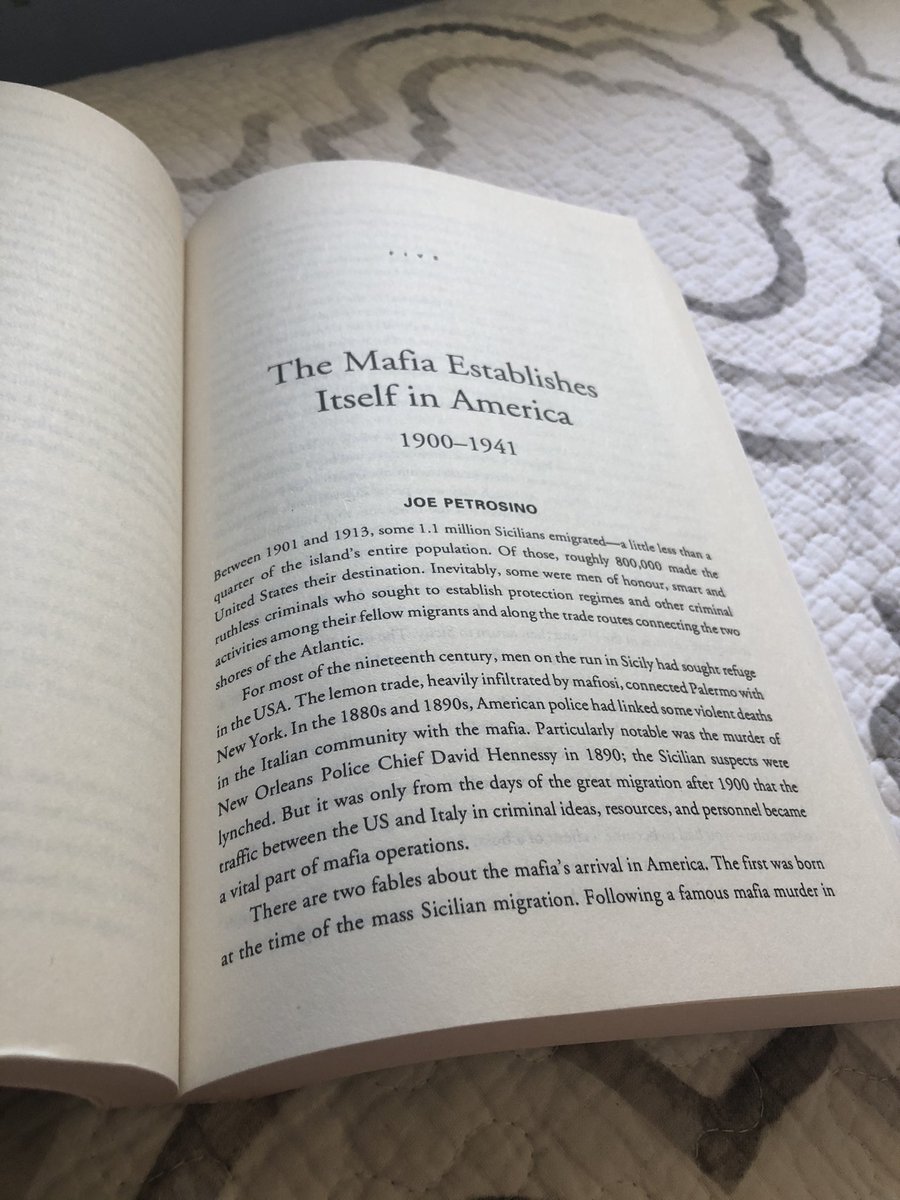 TrashTweetsOnIy's tweet photo. #Studiando https://t.co/W8TXEhkAoe