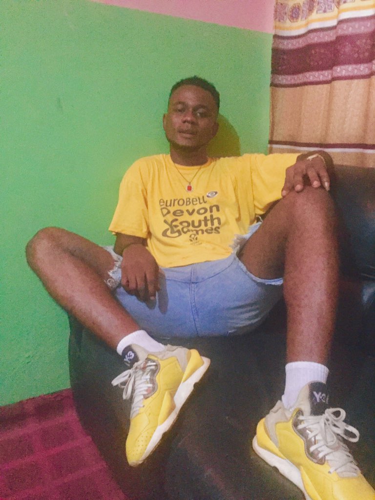 chidonzagaza's tweet photo. Blessed are you when you go out and come in. In everything you do, you are blessed...Music Needs Grace’s And Favour.
#ChidonToTheWorld🌎
#NewVibes
#SwaggerOnCheck
#StayHome https://t.co/6cZ9nuPlNp