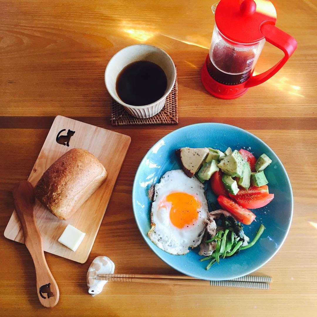 Vuelven a estar disponibles las cafeteras Brazil de 350 ml en sus tres colores clásicos, negro, rojo y blanco. Ver las 3 fotos de cada color. #bodum  #bodumbrazil #cafeteraembolo #prensafrancesa☕️