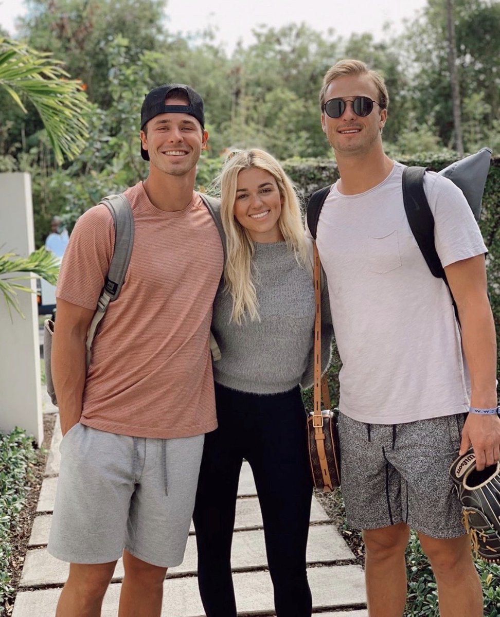 sadierob's tweet image. NEW LO BLOG!! my brother from another mother is bringing some truth today about the gift of joy!⭐️ go give it a read!

liveoriginal.com/the-gift-of-jo…