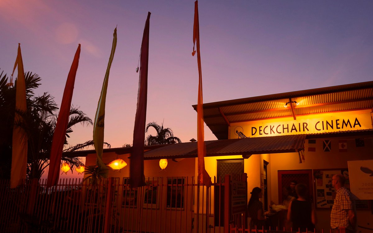 Darwin, we need your help - the Darwin City Council is considering a development that will impact the cinema. Sign the petition to protect the Deckchair Cinema change.org/Save_Deckchair… #Darwin #northernterritory #northernterritoryaustralia