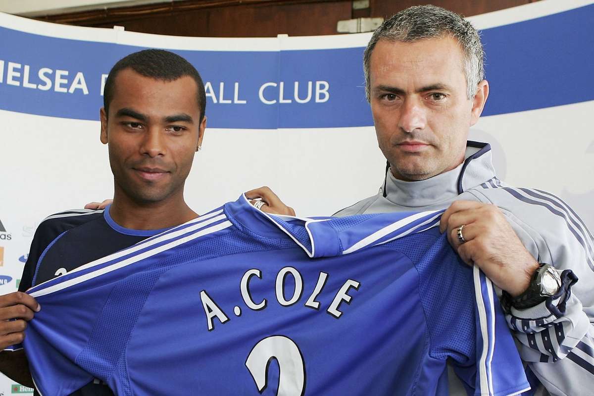 After a lot of deliberation, Cole made the move to Chelsea on the 31st August 2006, for a reported fee of £5 million.The deal was closed after the transfer window had officially ended, and was not confirmed until an hour and a half after the deadline had passed.
