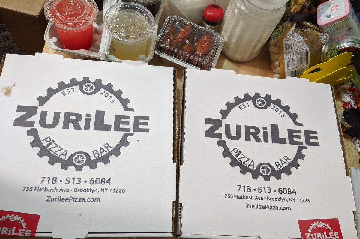 CompoundCowork's tweet photo. When it's day 'we lost count two weeks ago' of quarantine, the sink overflows with dishes because you're cooking every meal and you just can't take it anymore ... Local fave @Zurileebklyn and their oxtail pizza to the rescue! What local restaurants are keeping you fed &amp; happy? https://t.co/Zzi5FXemZV