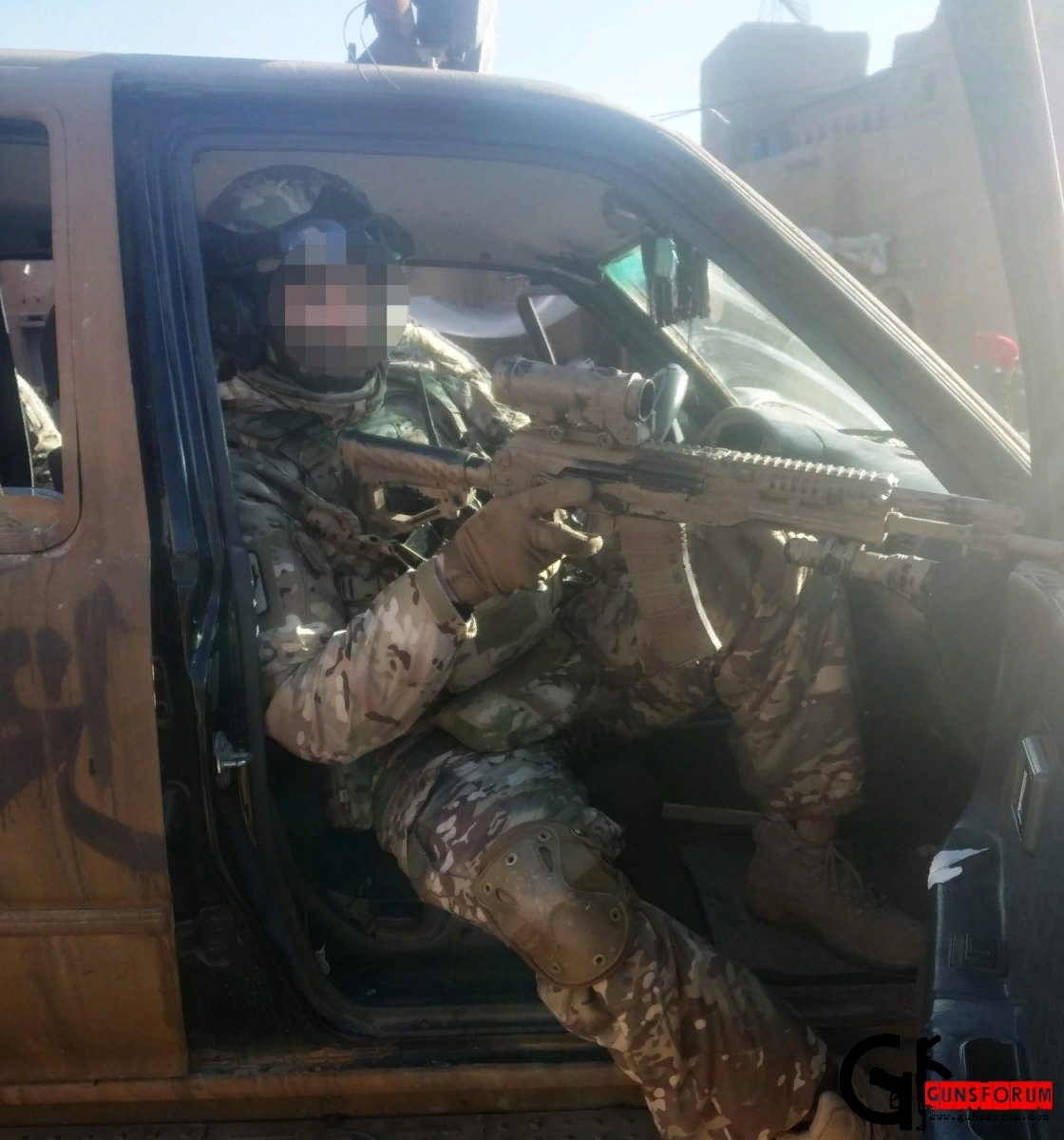 Photo of Russian SOF in Syria with an AK-12 rifle and a modified ELCAN. 59/ https://vk.com/russian_sof?w=wall-138000218_83196