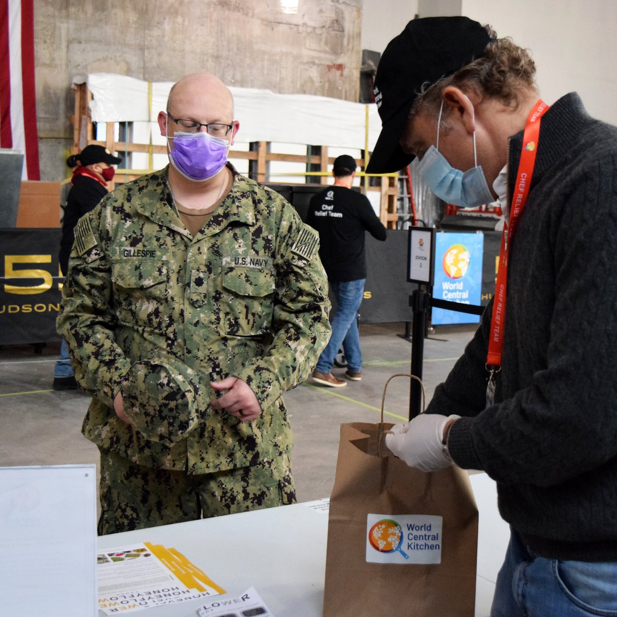 Over $1.5M raised and over 30,000 meals served to our heroes at the @WCKitchen outpost at 55 Hudson Yards. Help us continue to feed our heroes by supporting HY❤️WCK at bit.ly/ReliefOnTheHud…