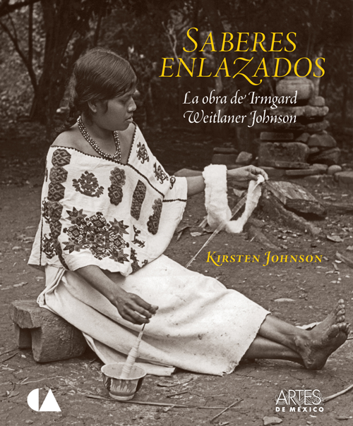 CentroTextiles's tweet photo. #TextosTextiles
¿Te gusta aprender sobre textiles durante tus viajes? Conoce la obra y trayectoria de Irmgard Johnson quien dedicó su vida a documentar y difundir la cultura textil de los pueblos indígenas de México. @artesdemexico https://t.co/JoZjfLeOVR
#QuédateEnCasa https://t.co/NEGT3rvYAn