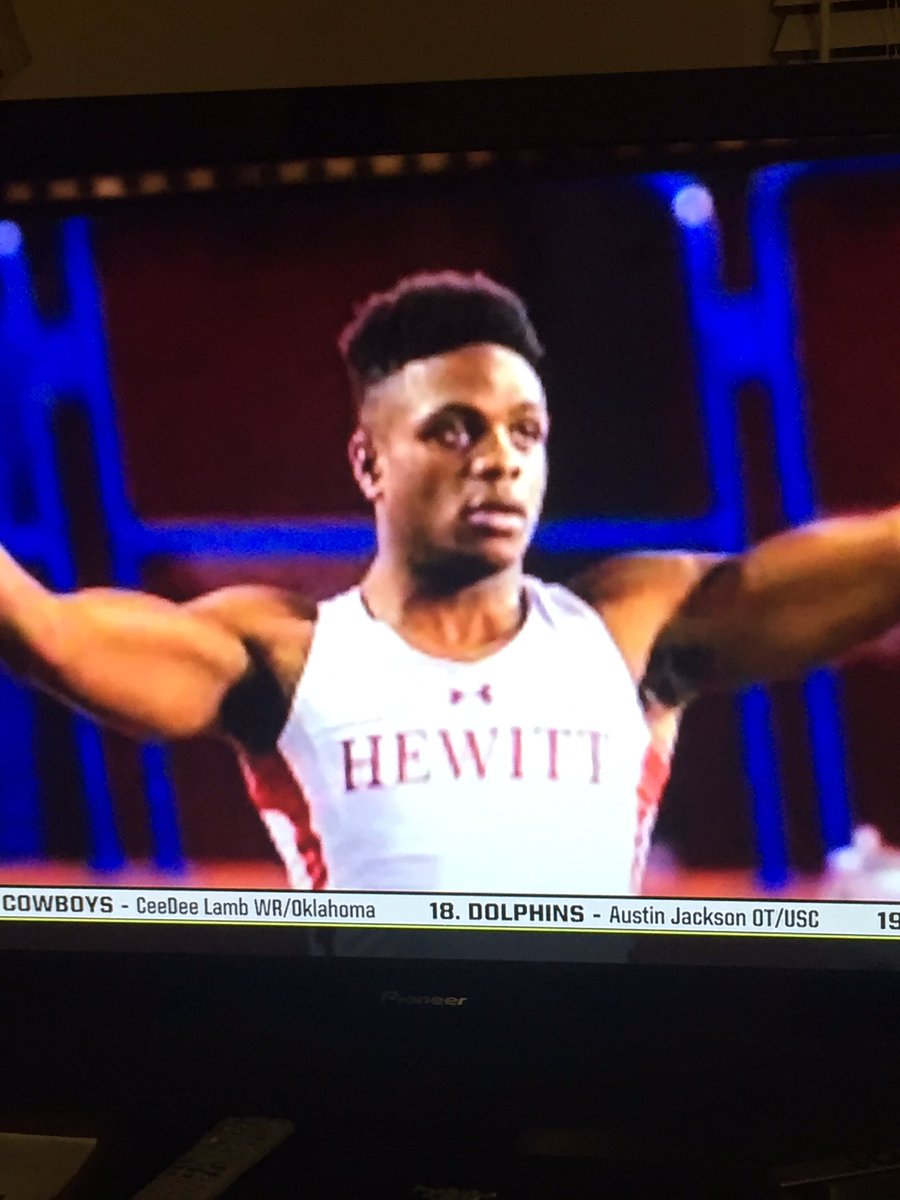Congratulations to @Noah_Igbo9 on being selected in the first round in the NFL draft and heading to the <a href="/MiamiDolphins/">Miami Dolphins</a>! Great picture of you in that Hewitt track uniform. Way to go, Noah! <a href="/HewittAthletics/">Hewitt-Trussville Athletics</a>