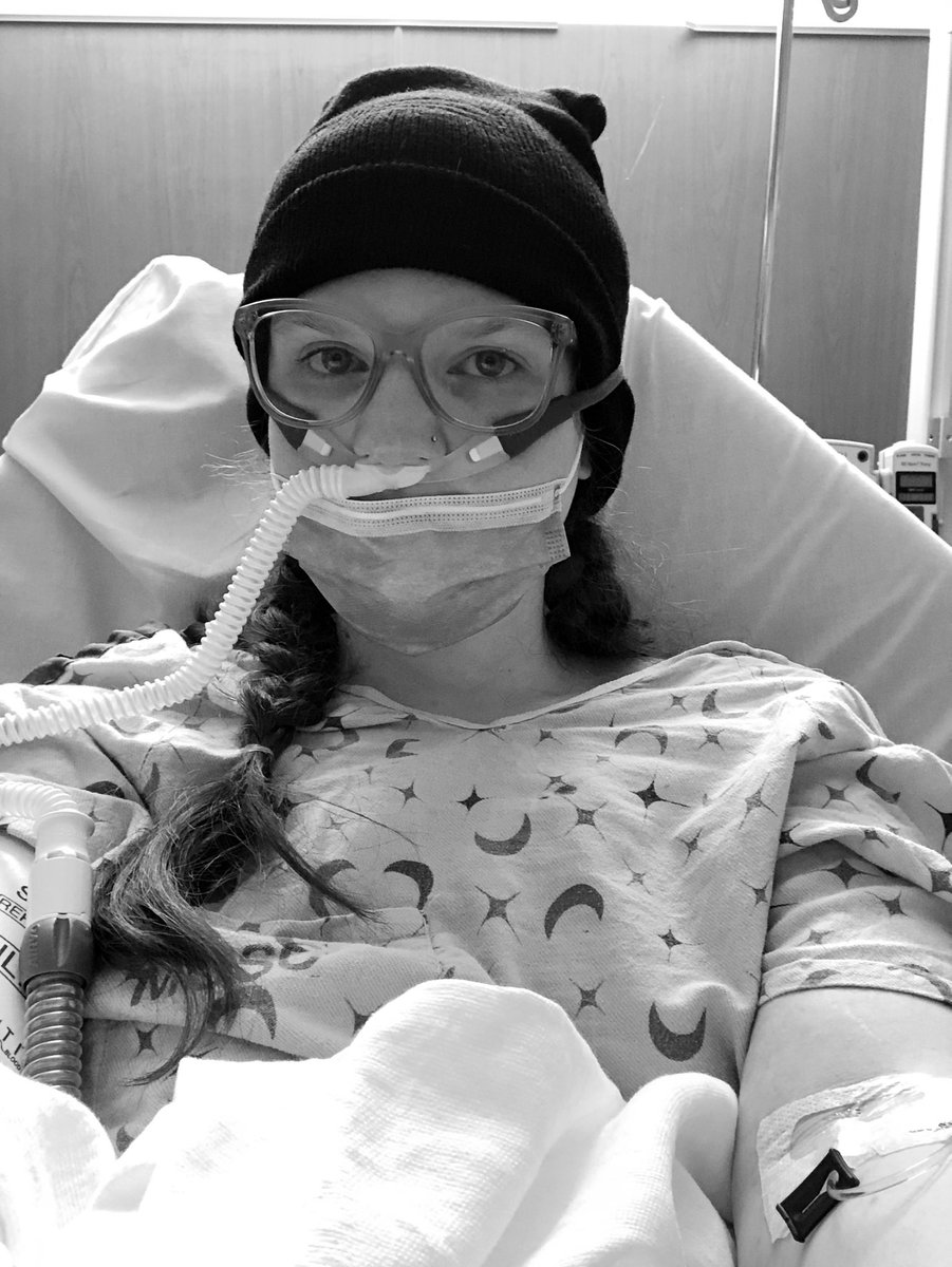 readheadreader's tweet image. I could use any and ALL prayers. Being admitted into ICU. I’m scared

#COVID19 #coronavirus