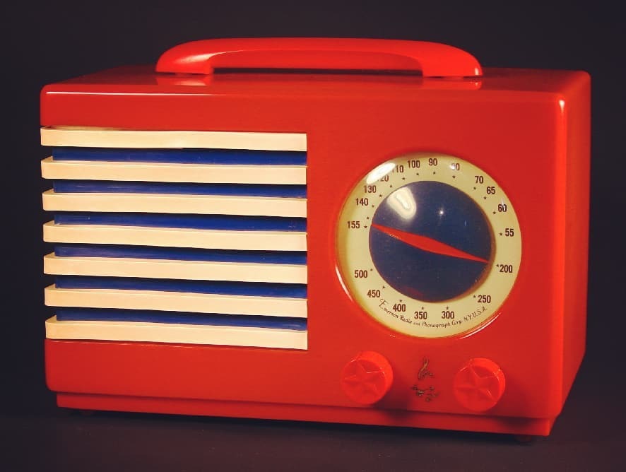 gregoryhyde's tweet image. NEWS: Tomorrow (4/24) at noon, you can catch my rock rendition of The Star Spangled Banner on air on 95.9fm The River! Listen on the radio or at 959theriver.com

#ontheair #radio #starspangledbanner #nationalanthem #patriotic #jimihendrix #rockra… instagr.am/p/B_V8ngQBETf/