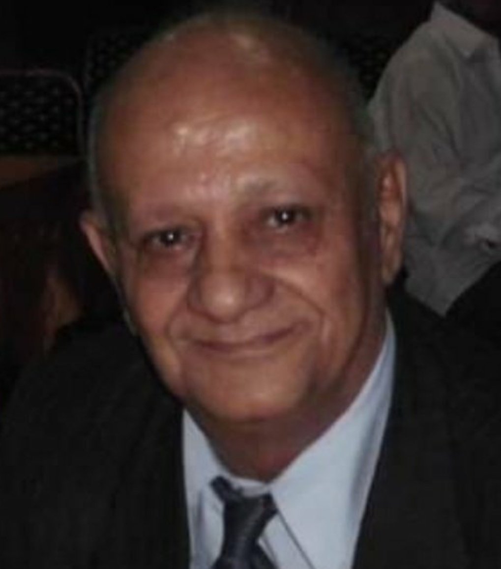 quttubam's tweet image. والدي الحبيب.. لا استطيع سماع صوتك في اول يوم رمضان وانت راحل عنا. ولكن بالتأكيد ستشعر بدعواتنا لك بالرحمة والمغفرة. وكلنا مؤمنين بقضاء الله وقدره و مؤمنين برب العالمين بأن يتقبل منا دعواتنا لك.
الله يجمعنا بك ياحبيب القلب في الفردوس مع جدنا الحبيب محمد صلى الله عليه وسلم  أحبك