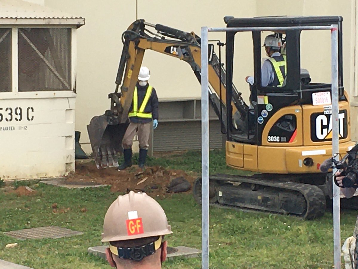 OkinawaMarines's tweet photo. Right now, Engineers and Marines from MCIPAC are removing soil contaminated by the AFFF spill on MCAS Futenma on April 10th, 2020. https://t.co/qXPm6xzirE