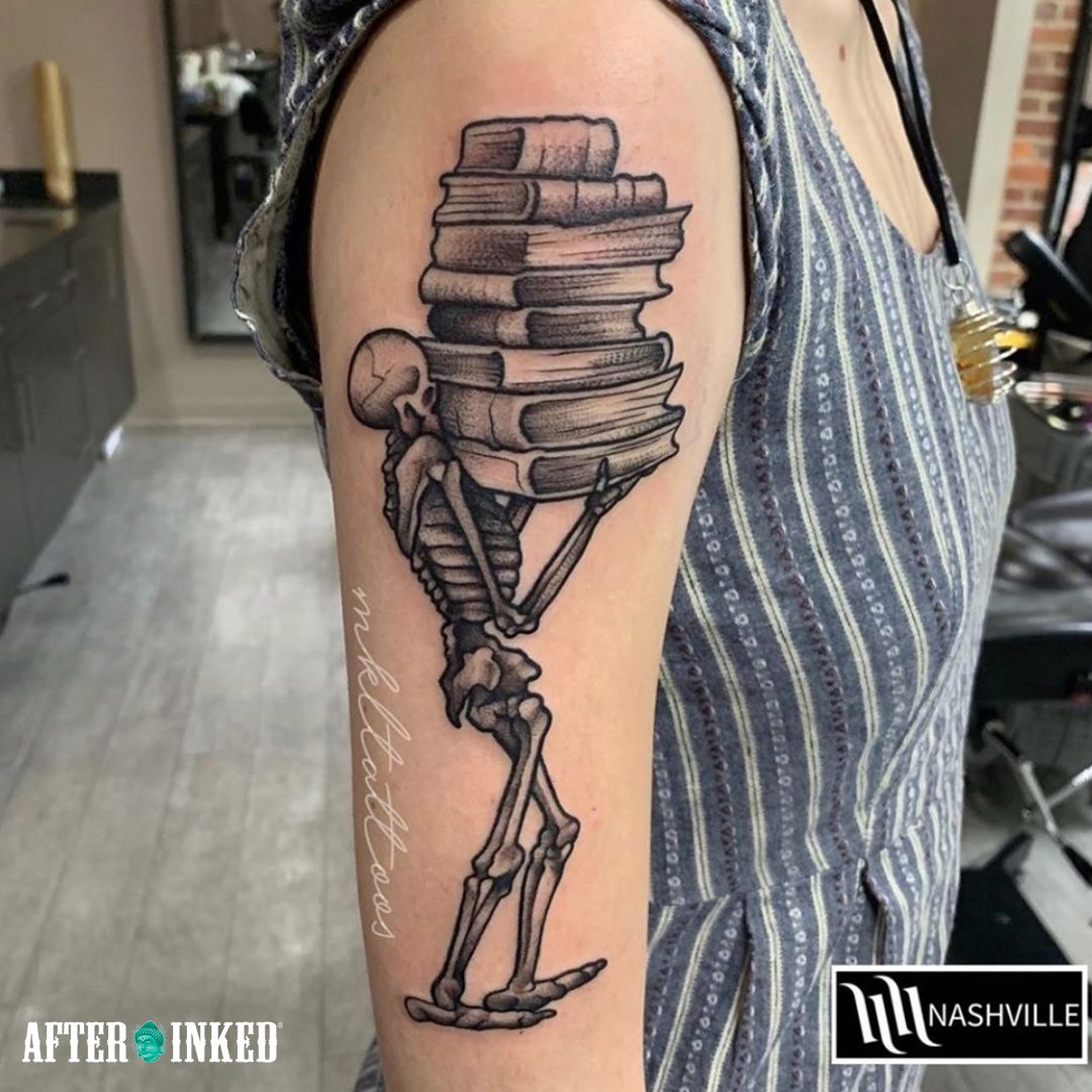 AfterInked's tweet photo. #WorldBookDay #BookDay #ReadingDay #afterinked #formulatedforperfection #afterinkedproudusers #afterinkedeveryday #tattooaftercare #vegan #bookclubbing #reading #book #bookstagram #bookworm #booklover #library #reading #languageday #misswildwest #anitapouchard_tattoo #mkltattoos https://t.co/yTqr2uALRy