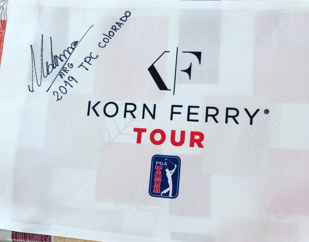 En mi Instagram puse a subastar la bandera del <a href="/KornFerryTour/">Korn Ferry Tour</a> <a href="/TPCColorado/">TPC Colorado</a> para poder continuar ayudando a la agrupación Los Salvajes de Tucumán. Hay muchos chicos que nos necesitan. Si te gusta puede ser tuya!