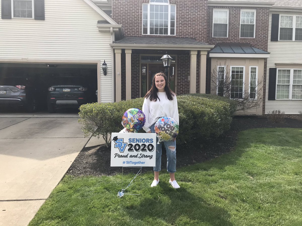 SVSDSAS's tweet photo. Loved the chance to get out and honor some of our seniors yesterday! Best of luck to the Class of 2020 in the next chapter of your life!
@hannahpry2 @gabe_lawson10 https://t.co/HgWDDFZKgu