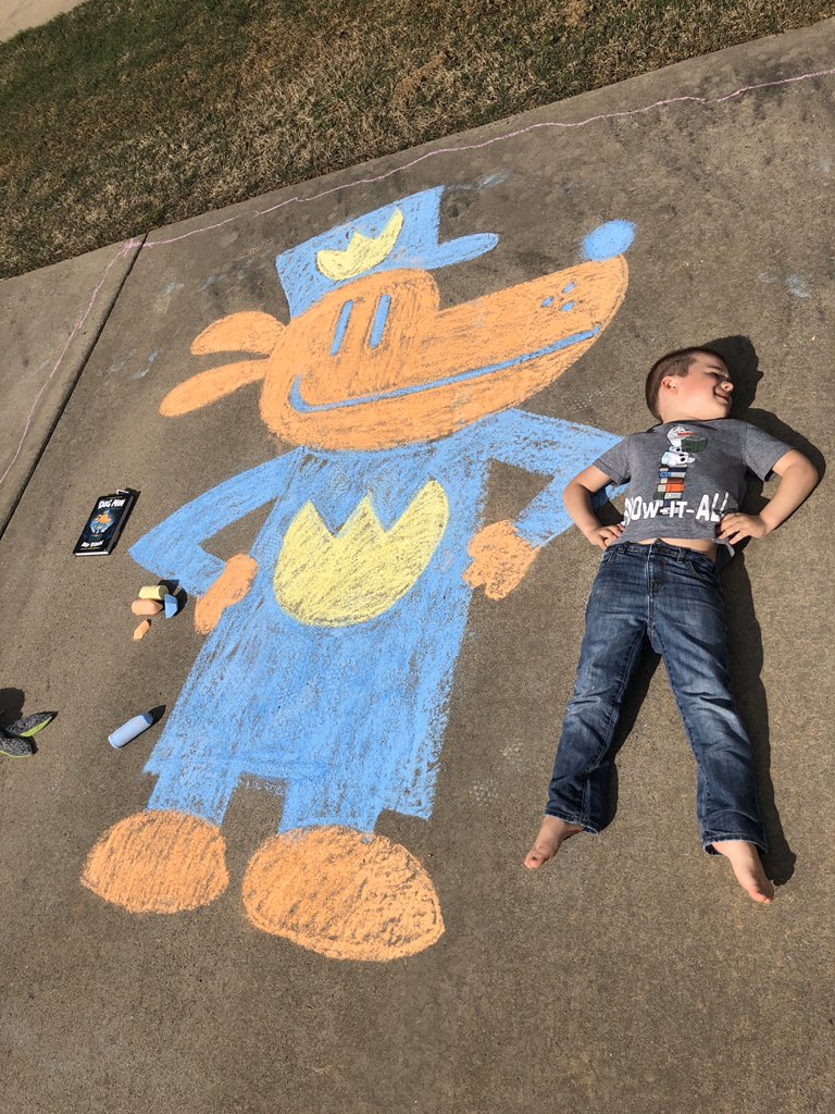 ChrystalBurkes's tweet photo. My #librarian heart is so happy! My four year old son is a huge #davpilkey fan! We read all 12 #captainunderpants books and now we are on to #dogman. ❤️ His bday is in a few days and more books are wrapped for him and waiting! #teacherlibrarian #elementarylibrary #pilkeypower https://t.co/d0FL3sTgZn