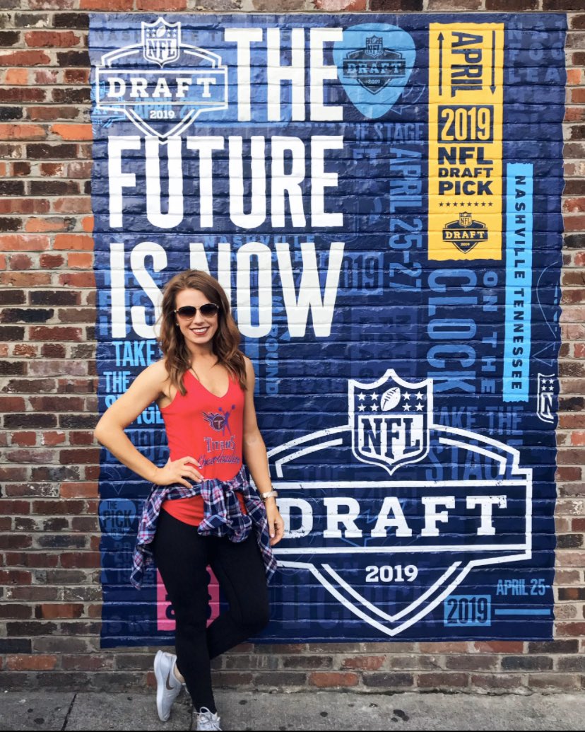 JohnsieLeigh's tweet photo. It���s Draft Day!! ✨🏈✨ Throwback to the 2019 Draft in Nashville! #TitanUp #NFLDraft https://t.co/zfjNywxiog