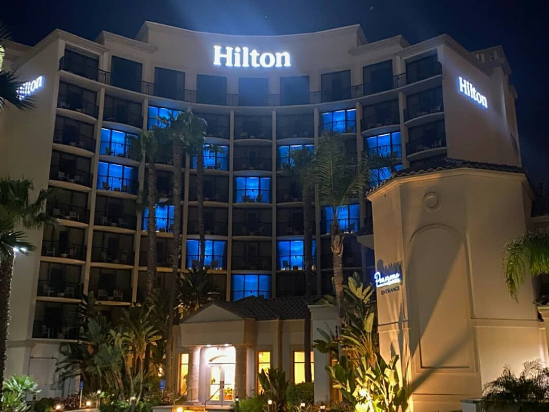visitsandiego's tweet photo. San Diego went blue the past few Thursdays to thank all of the front line staff and essential workers who are confronting this virus and keeping our city and country healthy and safe. #WithLoveSanDiego https://t.co/ZRjqlNMw3h