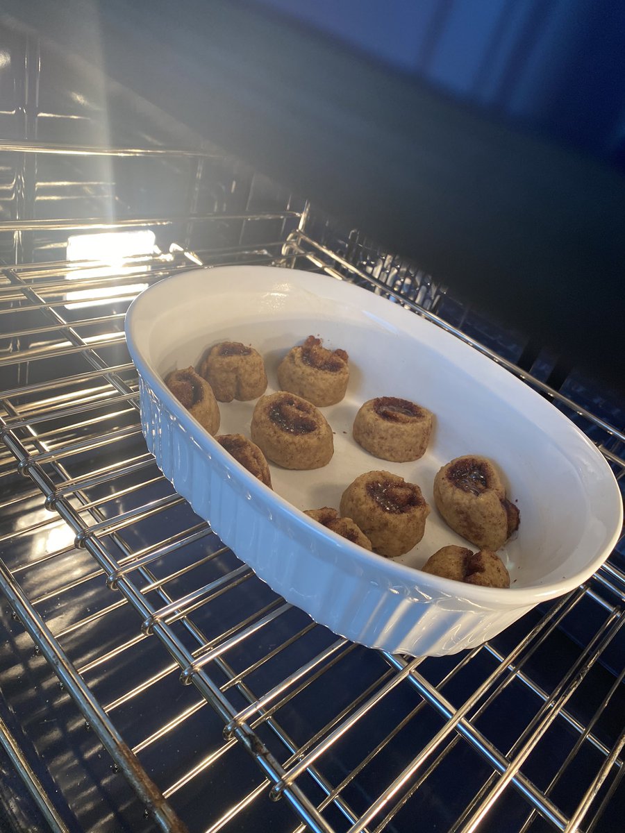 MINI CINNAMON ROLLZ[ ~30 calories each ]