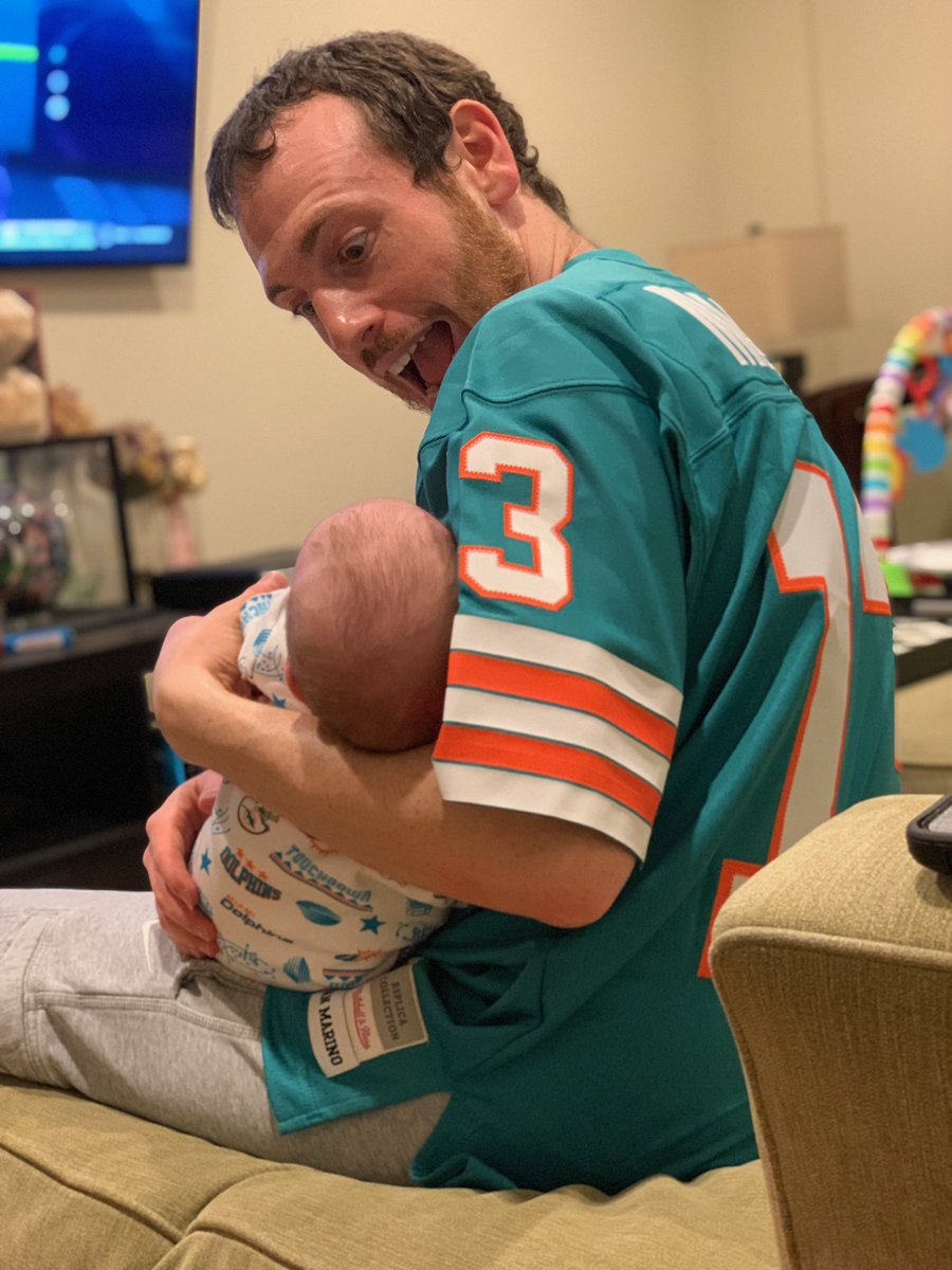 GMan_018's tweet photo. Noah getting a glimpse of what it’ll be like to join his future team the @miamidolphins one day! #miamidolphins #miami #dolphins #miamidolphinsbaby  #dolphins🐬 #dolphinsbaby #dolphins #nfl #nfldraft #draft https://t.co/TJtAnSOHh2