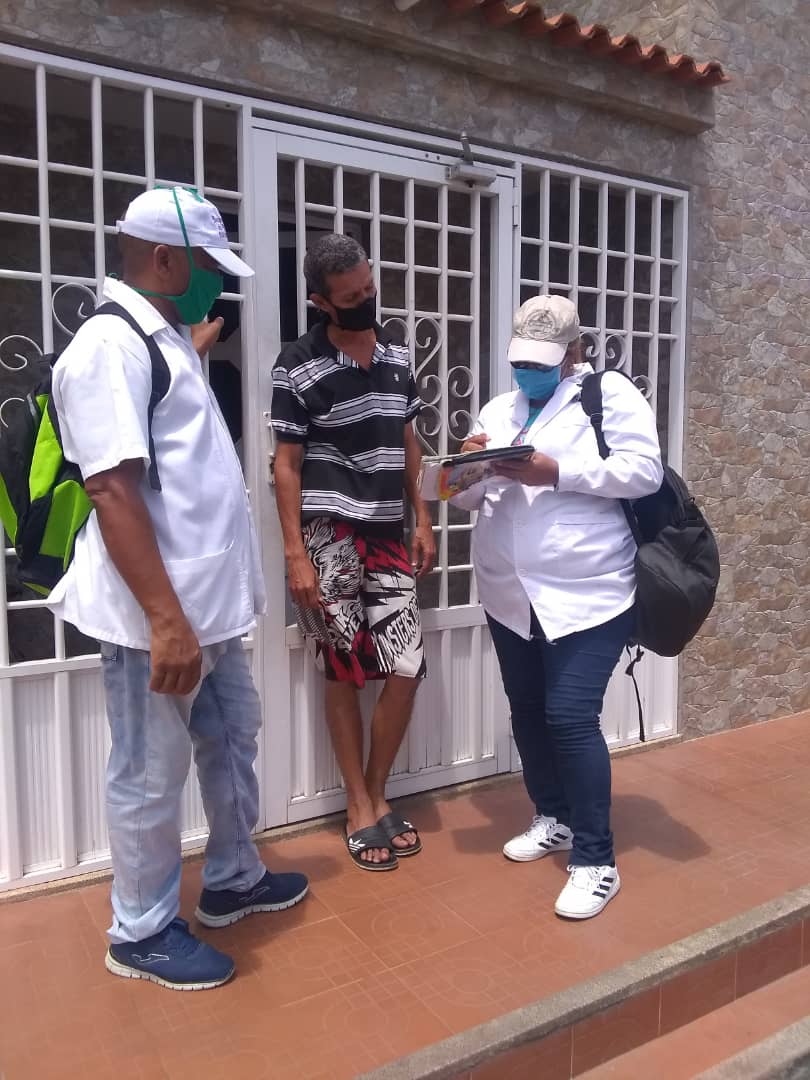 PedroAl32680486's tweet photo. CDI Los molinos, Municipio Arismendi Estado Sucre
Seguimos en batalla contra el #COVID19 
#CubaPorLaSalud 
#CubaSalvaVidas 
#CiegodeAvila 
#CubaCoopera 
#CubaCooperaVeSu https://t.co/ciX87AzSYU