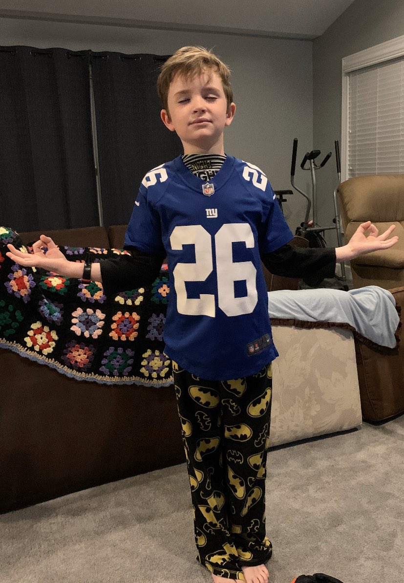 ciaramurray13's tweet photo. My 7 yr old cousin absolutely LIVING for this #NFLDraft https://t.co/GNFj9QSspo