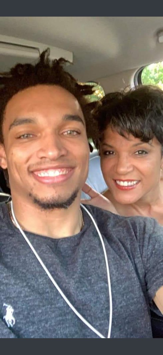 awstubblefield's tweet photo. Things that make me smile... Love you Kam and am so proud of you for pushing through this COVID mess to earn your degree! Just saw you participate in you 3 hour Zoom class and participate. Brought a few tears to may eyes to see how motivated you are. Love you! https://t.co/QuduoaNKTD