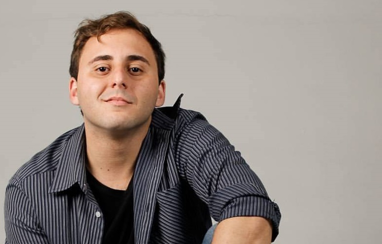 valerumlivro's tweet photo. Agora, você é escritor e quer lançar um livro? Às 14h, o @Felipesali vai mostrar como tirar sua história da gaveta e mostrá-la ao mundo! Inscreva-se no #LabFest pela @LabPub_EAD: https://t.co/zLL6qjgXYX https://t.co/VO9adXi1tk