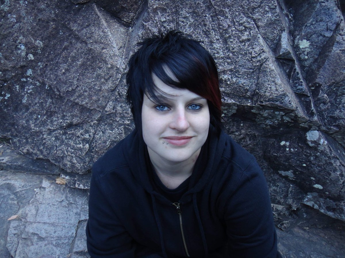 Ailuj_Nostrebor's tweet photo. It has been 45 days since we lost our daughter.
26 of those 45 days I have spent under 24 hour supervision.
I am doing much better now but still keenly feel the loss.
#MissingKait
#MentalHealthMatters
#SuicidePrevention
#B4R
#tweetfleet https://t.co/semhzJhKda
