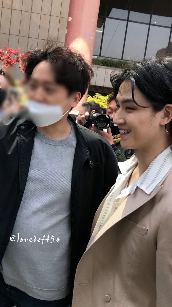 lovedef456's tweet photo. #GOT7  #갓세븐 #JB #Jaebeom  #제이비 #재범  200424 뮤뱅 외출 https://t.co/bKLS2jNW86