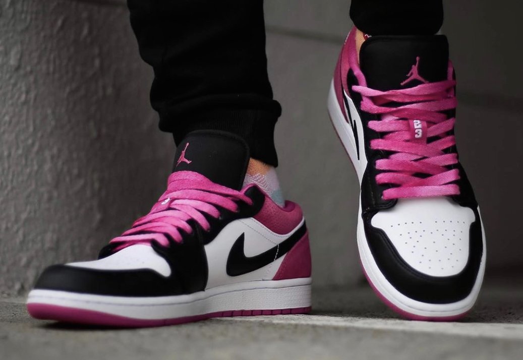 air jordan 1 low se fuchsia