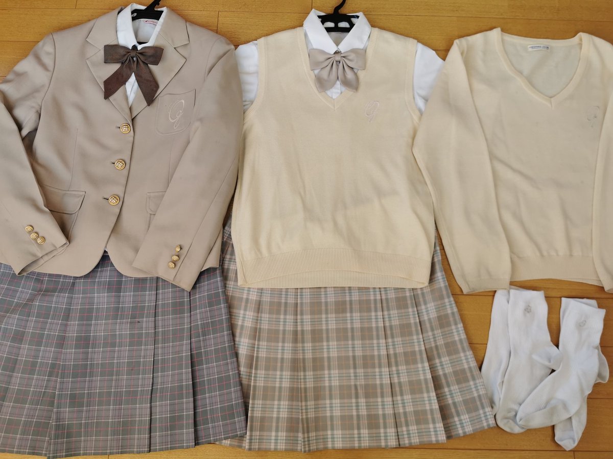 ট ইট র 制服買取 買い取り 専門店デジタルウェブ 小野学園女子高校 東京都 の制服 セットを買い取らせて頂きました ピンクベージュのブレザーの有名制服 本年の共学化で旧制服となりました デジタルウェブへお売り頂きありがとうございました 制服 学生