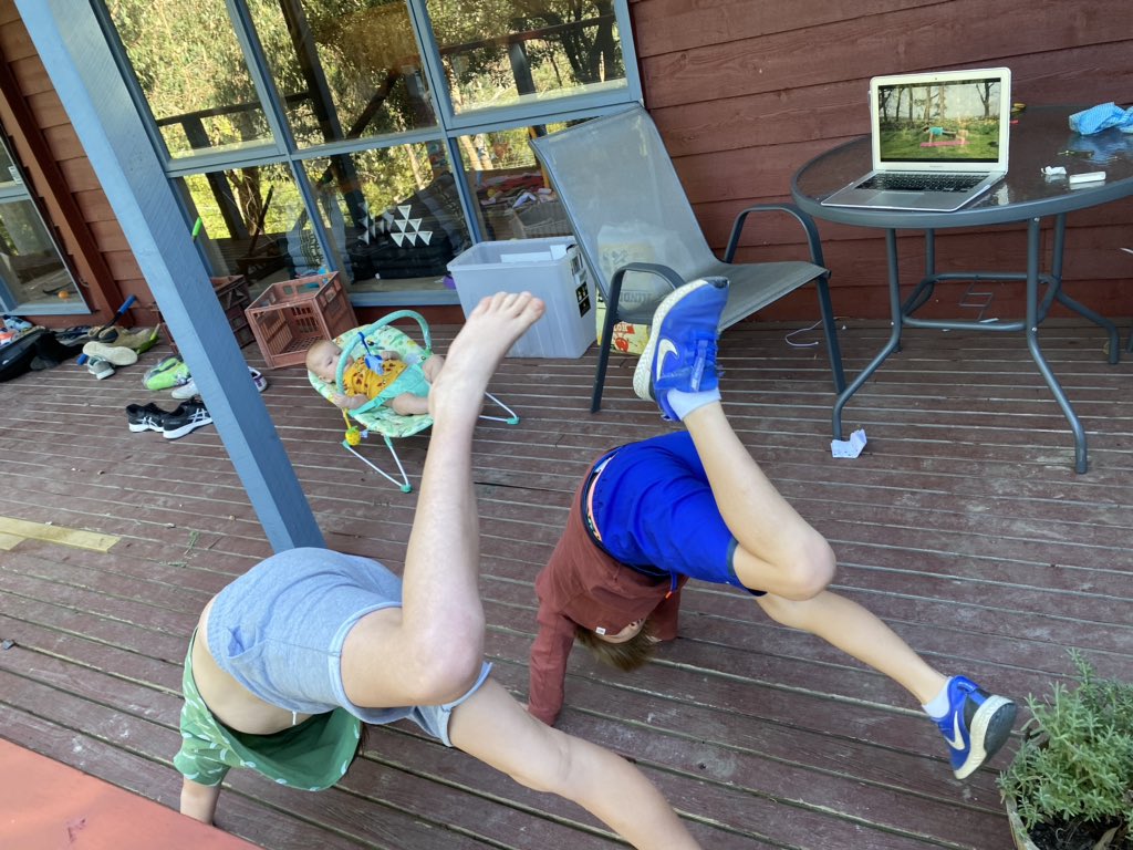 Planking with @paulabaxter67 from Australia #fitnessfriday #ISPPOnlineschool