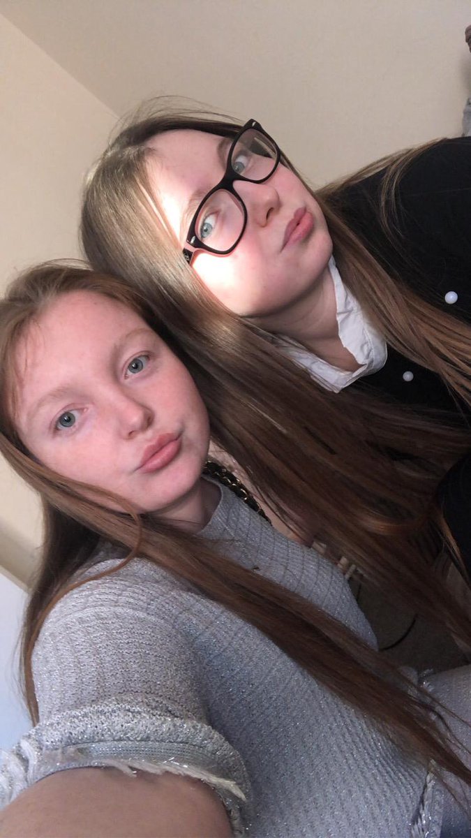 chrisjane80's tweet photo. Wishing my beautiful baby girl a big massive happy 17th birthday. Love you Lacie xxxxxxx https://t.co/x3bMHgBrmk