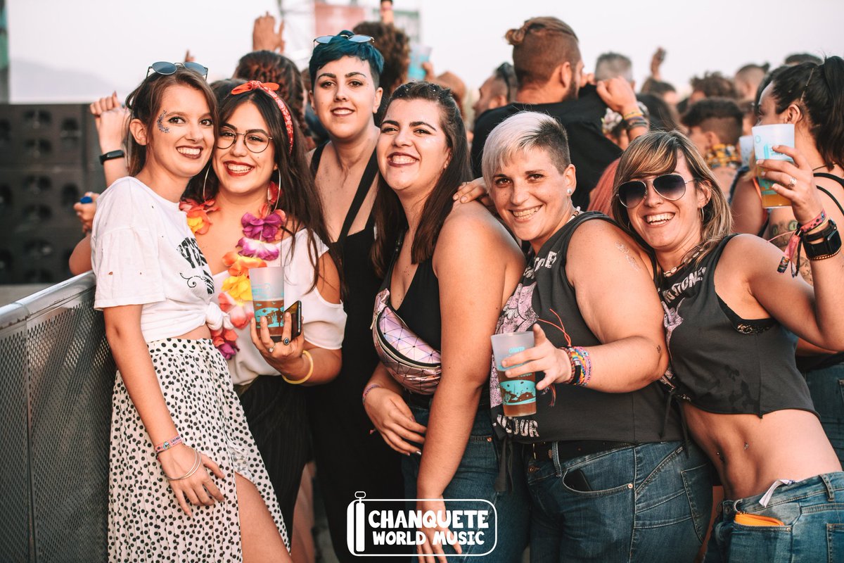 Menciona a ese amig@ que estás echando mucho de menos durante el confinamiento 
#felizviernes #undiamenos