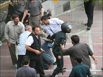 View image on Twitter