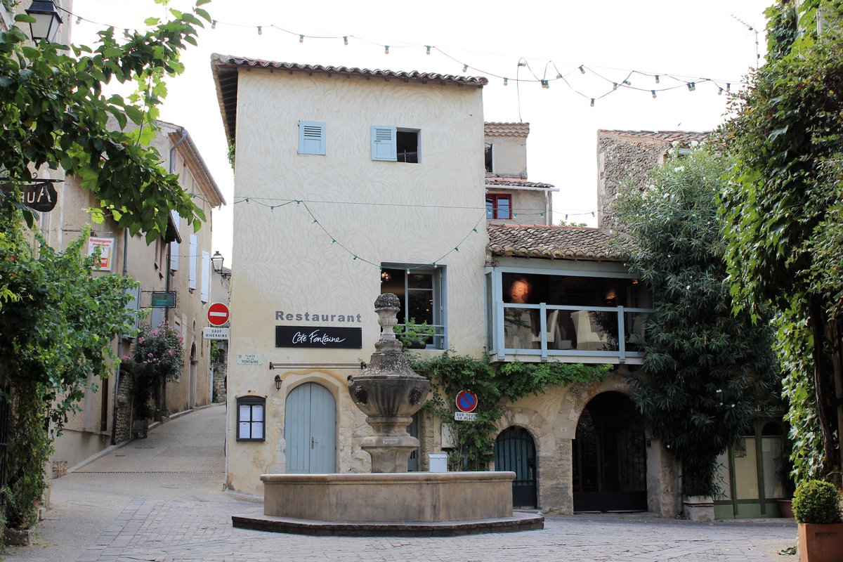 V is for Venasque! 
The #alphabetadventures takes us to this hilltop top in #France that is very close to Mont Ventoux. It has been named one of France's most beautiful villages. Who’s been?