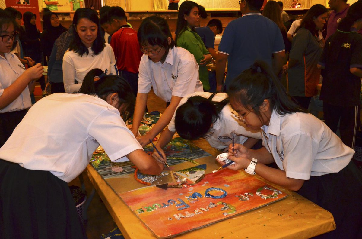 Following the success of the first ever F&amp;N “Recycle For A Life Cycle” Day which was held recently in Seberang Perai, Penang, we have embarked on the second leg of our recycling journey to East Malaysia
Read more here: lnkd.in/fumX5UK 
#RecycleForALifeCycle #recycling