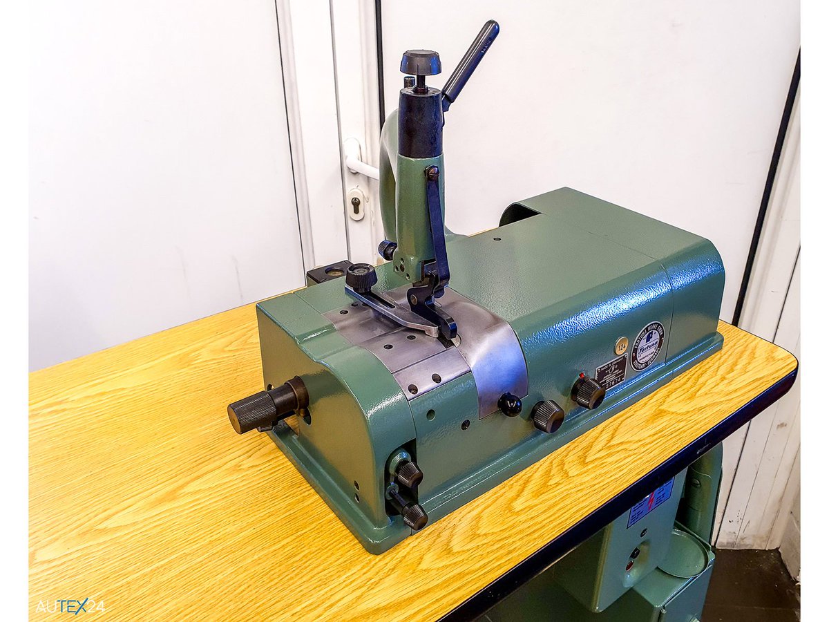 AUTEX24's tweet photo. Fortuna 50 PU-AG Leather Skiving Machine
Fortuna 50 PU-AG Edge Thinning Machine
#fortuna #leatherskivingmachine #skivingmachine #skiver #leathermachine #leder #leather #industriemaschine #industrialmachine #leathercraft #leatherwork #lederschärfmaschine #autex24 #hannover https://t.co/cufMC5qmqD