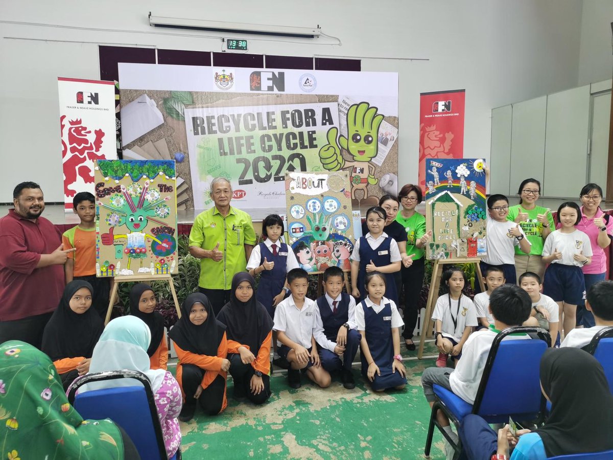 We stay committed to advocating the 5R philosophy of Reduce, Reuse, Recycle, Rethink and Reinvent amongst schoolchildren through the F&amp;N “Recycle For A Life Cycle” Day
Read more here: lnkd.in/f_Y8SJN
#ecoeducation #sustainability
