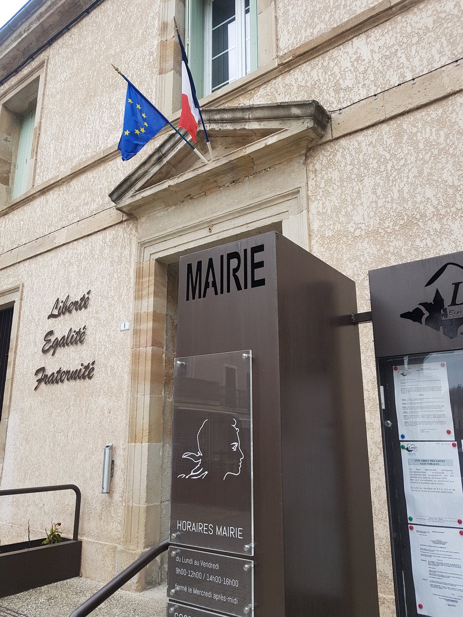 Distribution en cours à tous les habitants  par les élus des masques textiles catégorie 1 validé par la direction générale de l armement  #elus mobilisés,  #voisins solidaires, #entreprises aux services des habitants 
#lunas #Covid_19