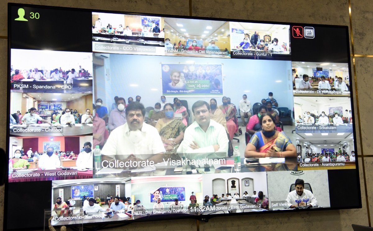 AndhraPradeshCM's tweet photo. Hon'ble CM @ysjagan has launched #YSRSunnaVaddi today by crediting Rs 1400 Cr to 8.78 lakh SHGs across Andhra Pradesh. #YSRSunnaVaddi will enable, empower &amp; equip 91 lakh women across Andhra Pradesh. https://t.co/tMnVhjGttP
