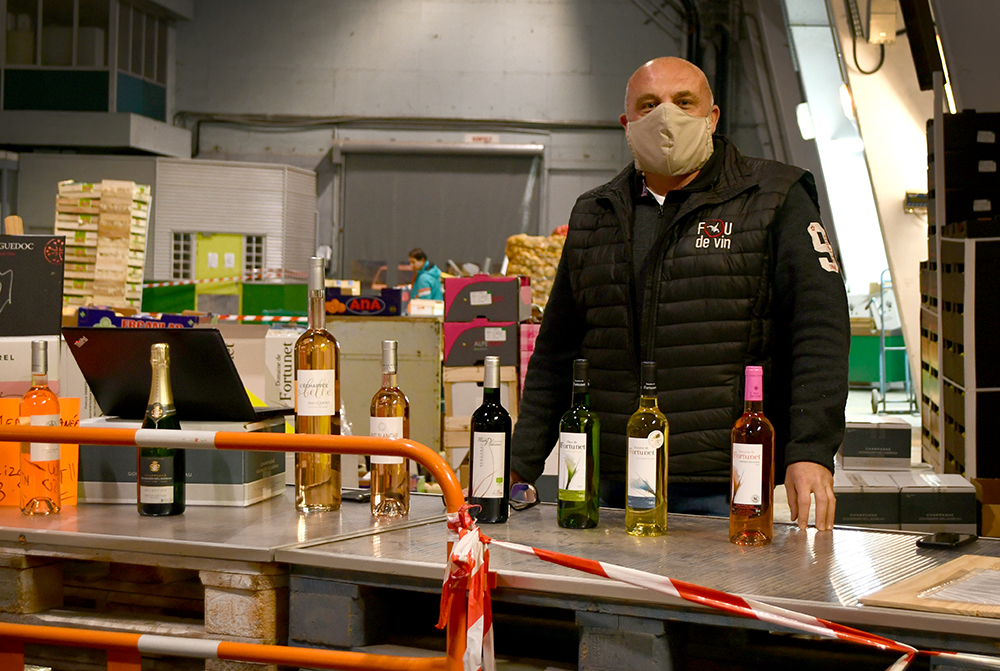 EN ACTION SUR LE MIN | Fou de vin investit le carreau 
Grossiste en vins &amp; spiritueux sur le MIN, Fou de Vin s'adapte pour répondre à la demande des primeurs et des cavistes locaux. 
> min-grenoble.fr/actu.php?id=244
<a href="/Marchesdegros/">FMGF</a>
 #foudevin #mingrenoble #covid19 #vins #isere #rhone