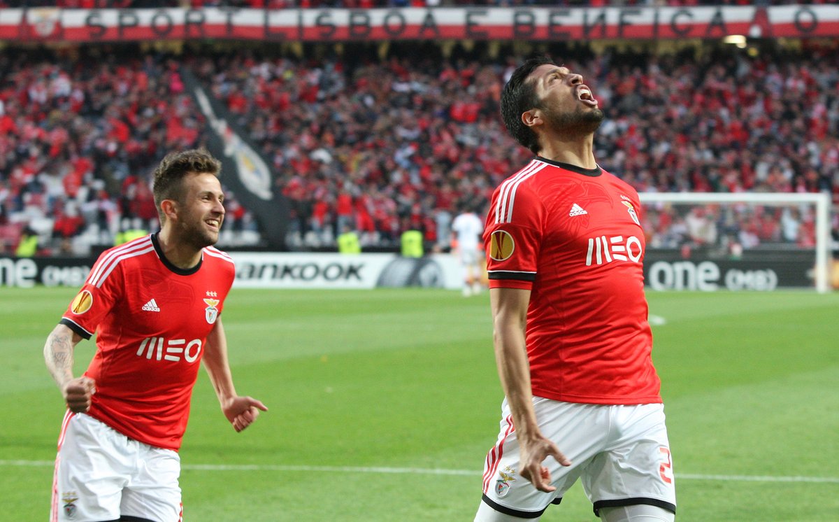 SLBenfica's tweet photo. 📸🔙 Faz hoje 6 anos!

#BenficaEmCasa https://t.co/K7ttgCqf7T