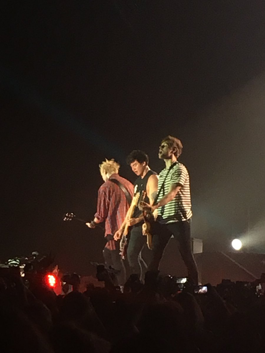 May 29th 2016 (Copenhagen, Denmark) - 5 Seconds of Summer