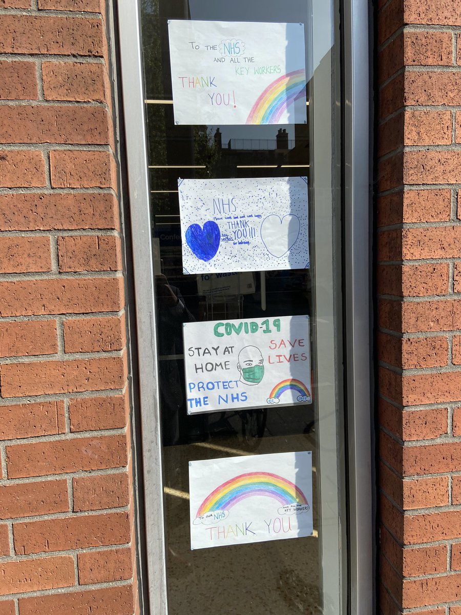 inthiH's tweet image. Thank you to all the local kids at Bethnal Green Tesco metro for dropping their drawings in support of @NHSuk and all the key workers @BartekBlaszak @martintsmith @kevintindall @aliw_tesc