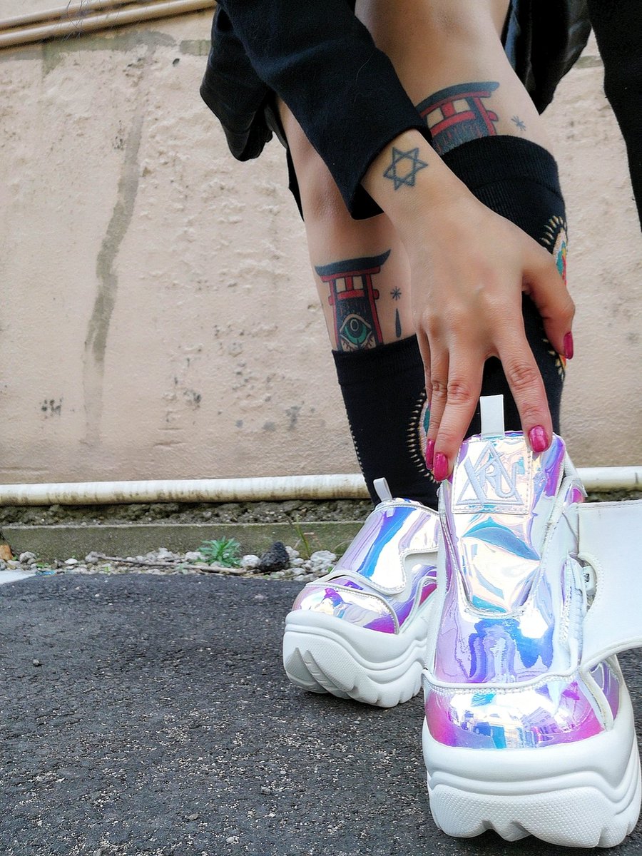 ra20022006's tweet image. #エピキュリアンガーデン セレクトシューズ各モデル再入荷しました♥前回入荷時瞬殺だった厚底UVブーツ
xxxegxxx.shop-pro.jp/?pid=148852622
xxxegxxx.shop-pro.jp/?pid=148852680
#yru
マトリックススニーカー
xxxegxxx.shop-pro.jp/?pid=149019609
#通販　#demonia　#streetbrand