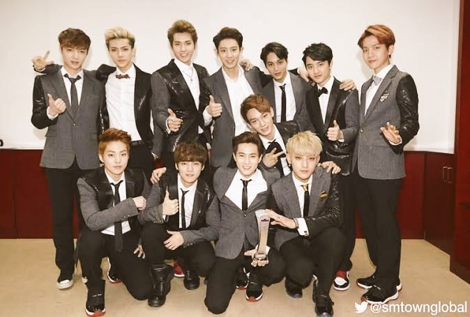 exo started as twelve members—a short thread