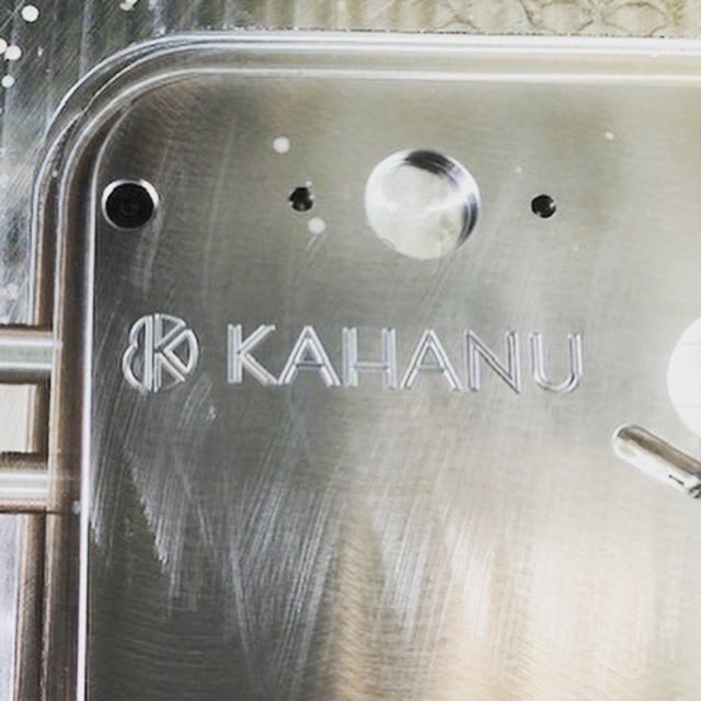 KahanuOSV's tweet photo. We're machining like mad, producing parts for our first batch of bridge ventilators to be assembled tomorrow. Here's a look at a few of the pieces soon coming together. #kahanu #opensourceventilator #bridgeventilator #hawaiicovid19 https://t.co/YuiHL17YIY